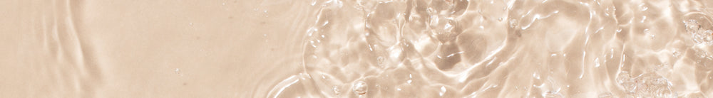 Crème anti-âge avec protection solaire