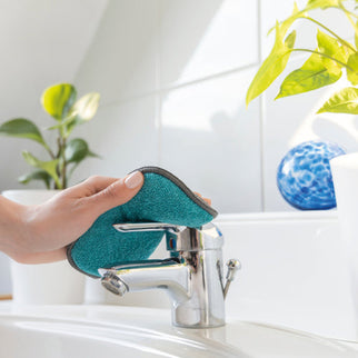 P27 C13 BATHROOM SPONGE